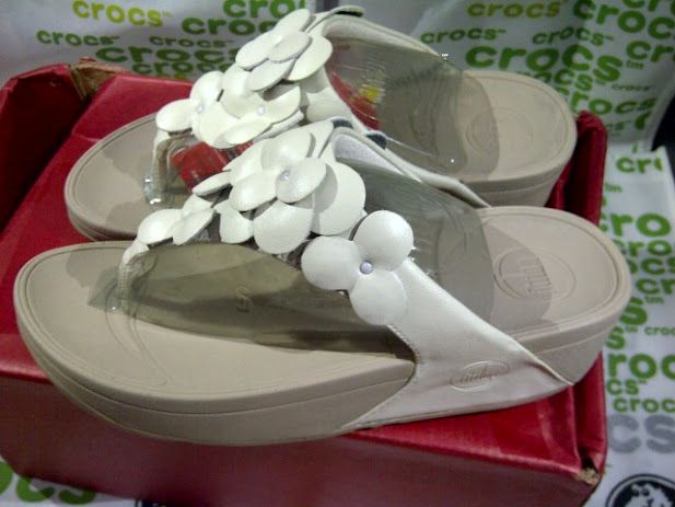 fitflop fleur murah