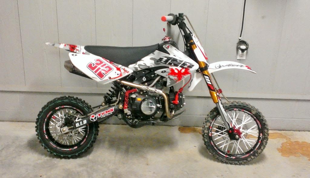 2013 KLX110 Front Fender On a CRF70 Style pit bike! Pics Inside..