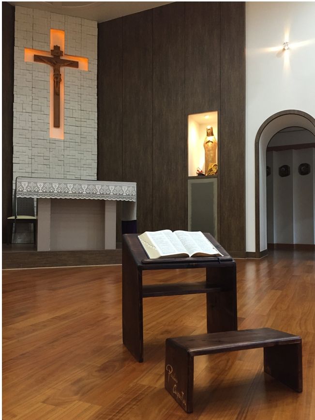 Prayer Chair Table Wooden Kneeling Stool Kneeler Praying Bench prie